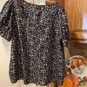 Floral Black and White Women's Top